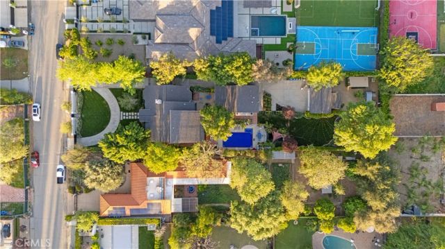 23134 Collins Street, Woodland Hills, CA 91367