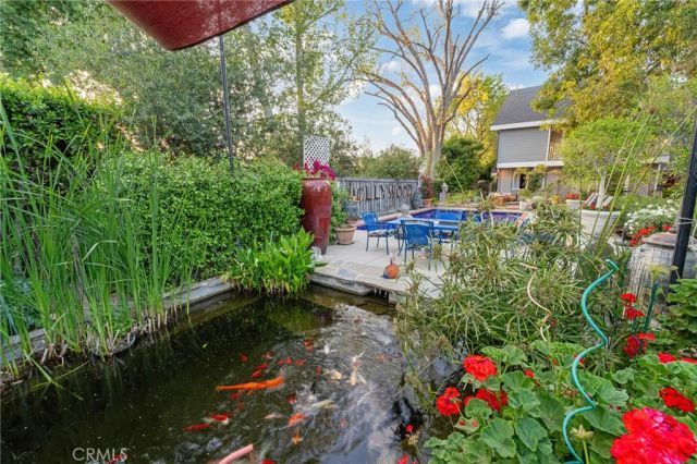 23134 Collins Street, Woodland Hills, CA 91367