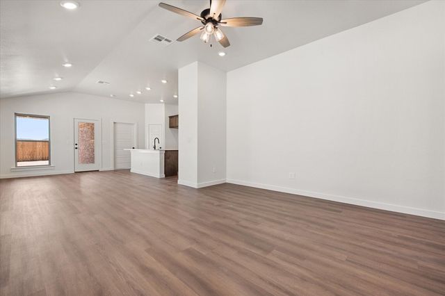 13711 Gary Avenue, Lubbock, TX 79423