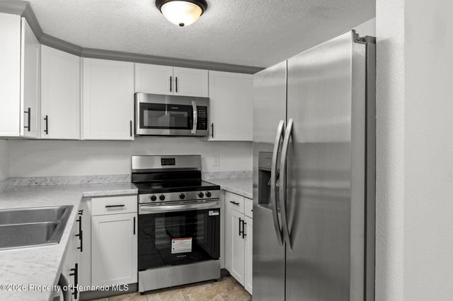 36450 Shady Lane, Dade City, FL 33525