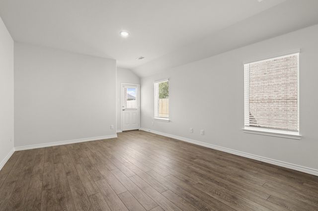 1503 Romans Road, Ennis, TX 75119