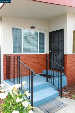 2420 2420 Bush, Richmond, CA 94806