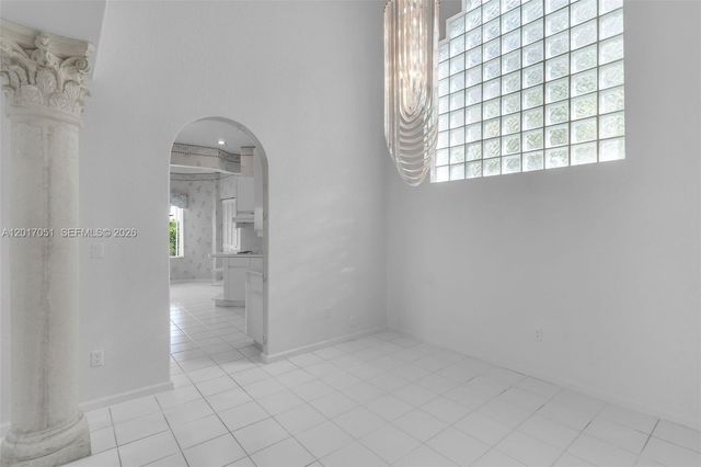 14876 SW 132nd Ave, Miami, FL 33186