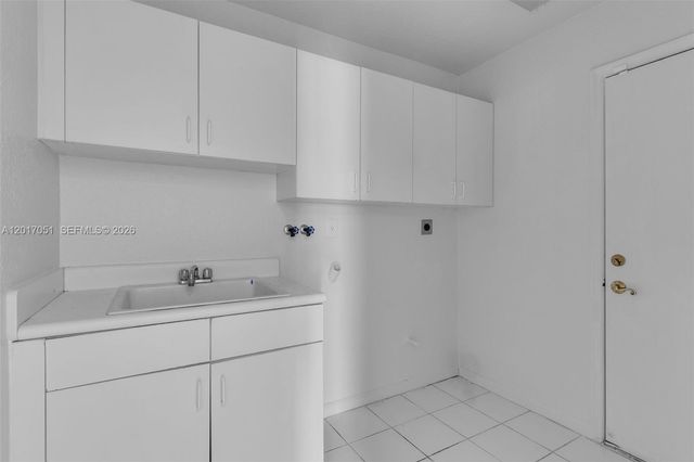 14876 SW 132nd Ave, Miami, FL 33186