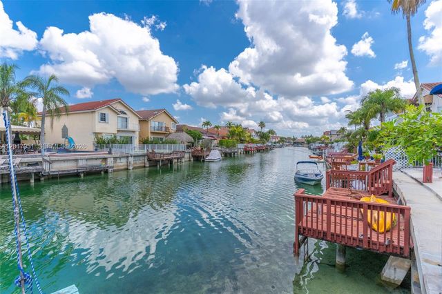 14876 SW 132nd Ave, Miami, FL 33186