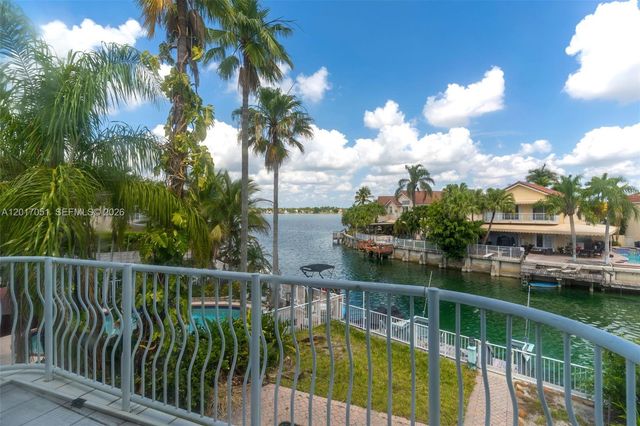 14876 SW 132nd Ave, Miami, FL 33186