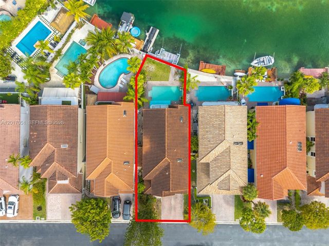 14876 SW 132nd Ave, Miami, FL 33186