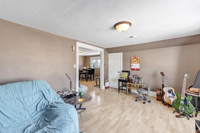 415 E MAPLE STREET, Appleton, WI 54915