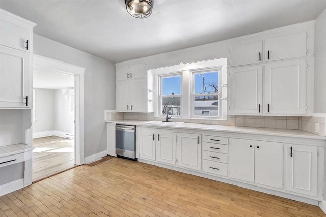 415 E MAPLE STREET, Appleton, WI 54915