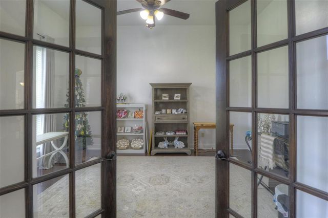 5128 E Worthington Dr Drive, Lake Charles, LA 70605