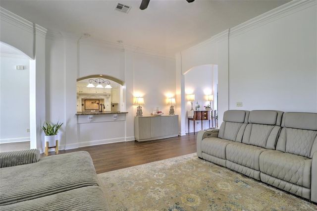 5128 E Worthington Dr Drive, Lake Charles, LA 70605
