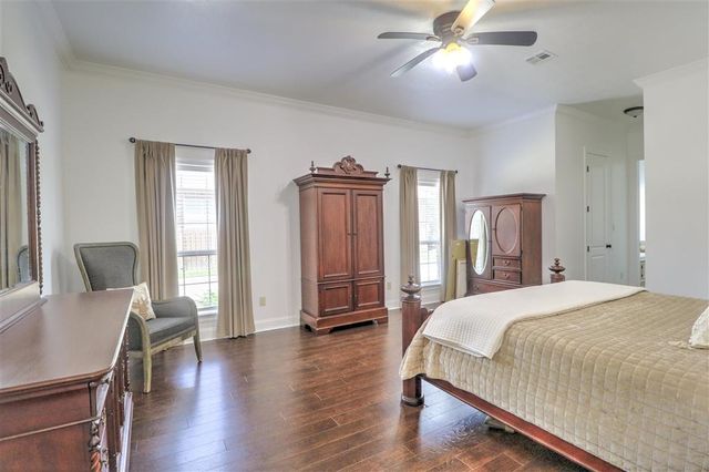5128 E Worthington Dr Drive, Lake Charles, LA 70605