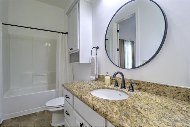 5128 E Worthington Dr Drive, Lake Charles, LA 70605