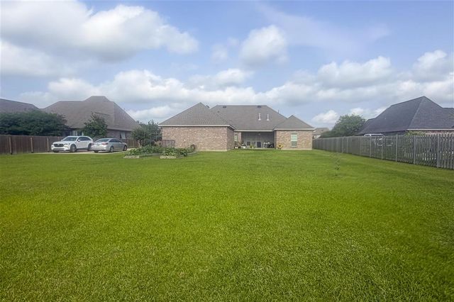 5128 E Worthington Dr Drive, Lake Charles, LA 70605