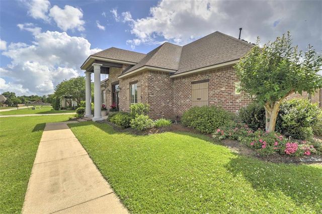 5128 E Worthington Dr Drive, Lake Charles, LA 70605