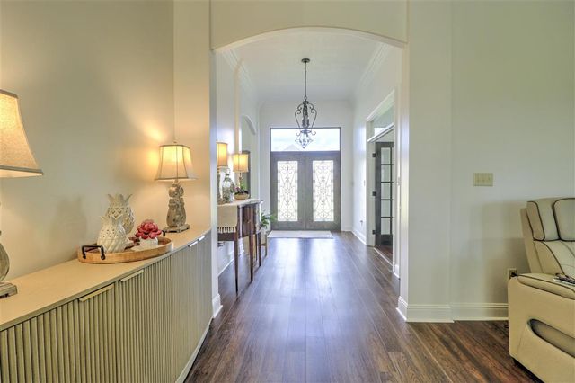 5128 E Worthington Dr Drive, Lake Charles, LA 70605