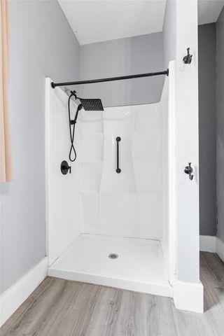 6 Jenkins Spur, Huntsville, TX 77320