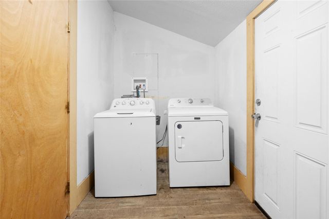 6 Jenkins Spur, Huntsville, TX 77320