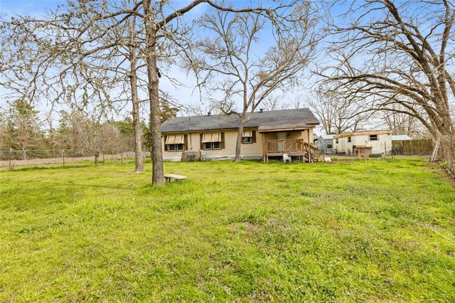 6 Jenkins Spur, Huntsville, TX 77320