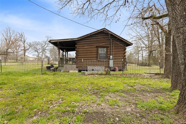 6 Jenkins Spur, Huntsville, TX 77320