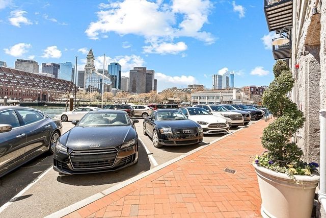 56 Commercial Wharf 56, Boston, MA 02110
