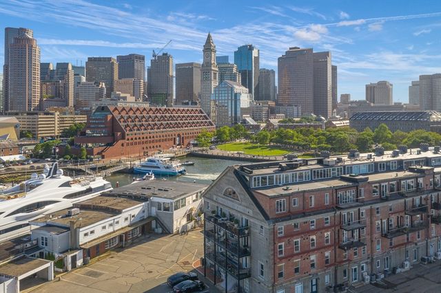 56 Commercial Wharf 56, Boston, MA 02110