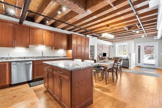 56 Commercial Wharf 56, Boston, MA 02110