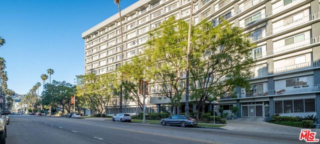 100 S Doheny Drive 209, Los Angeles, CA 90048