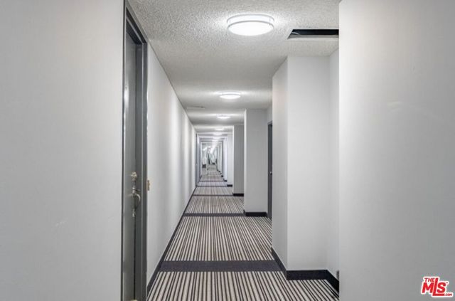 100 S Doheny Drive 209, Los Angeles, CA 90048