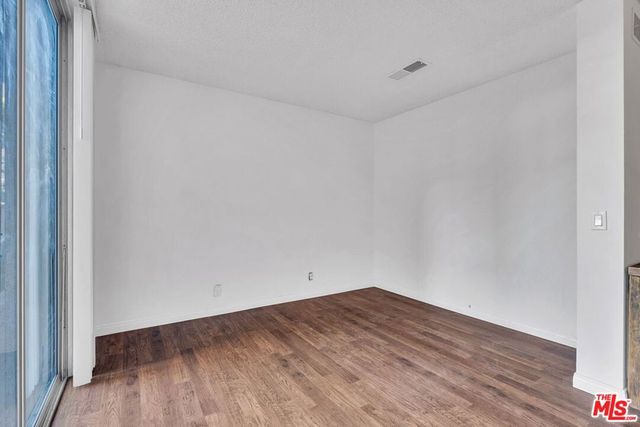 100 S Doheny Drive 209, Los Angeles, CA 90048