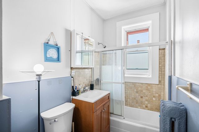 16 Leavitt St 2, Salem, MA 01970