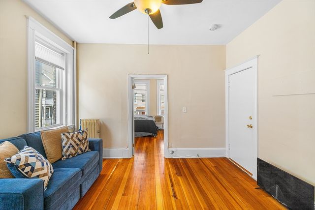 16 Leavitt St 2, Salem, MA 01970