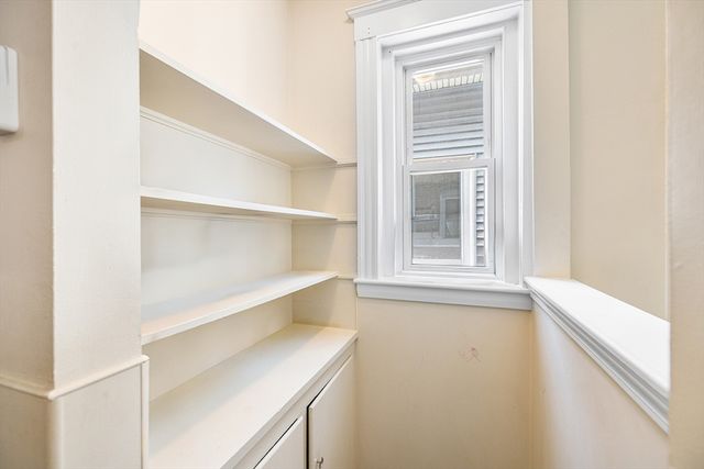 16 Leavitt St 2, Salem, MA 01970