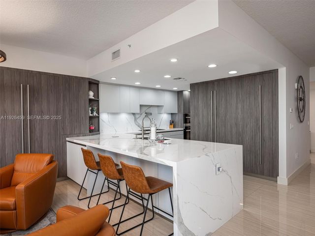 3415 N Ocean Drive 605, Hollywood, FL 33019