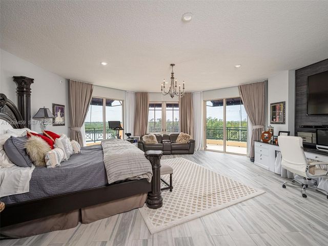 3415 N Ocean Drive 605, Hollywood, FL 33019