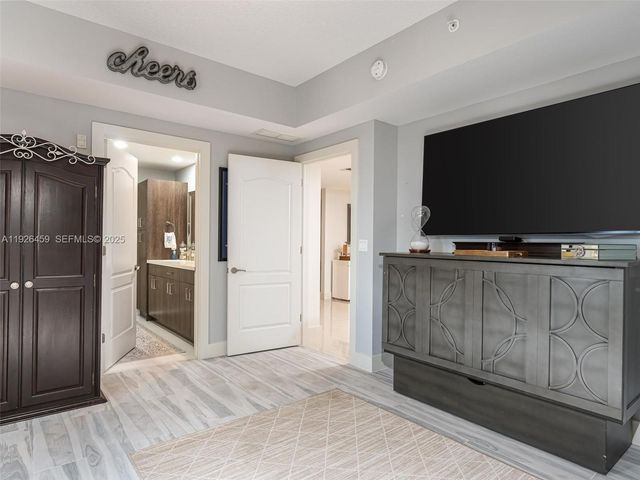 3415 N Ocean Drive 605, Hollywood, FL 33019