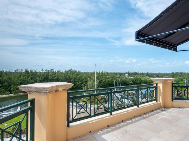 3415 N Ocean Drive 605, Hollywood, FL 33019