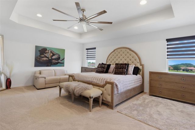 9410 LISBON STREET, Seffner, FL 33584