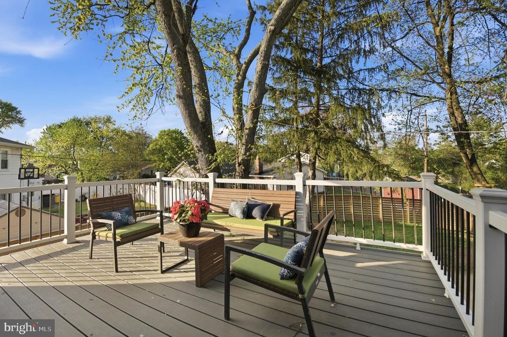 Image 16 of property listing at 2296 FOUR SEASONS DR, Gambrills, MD 21054