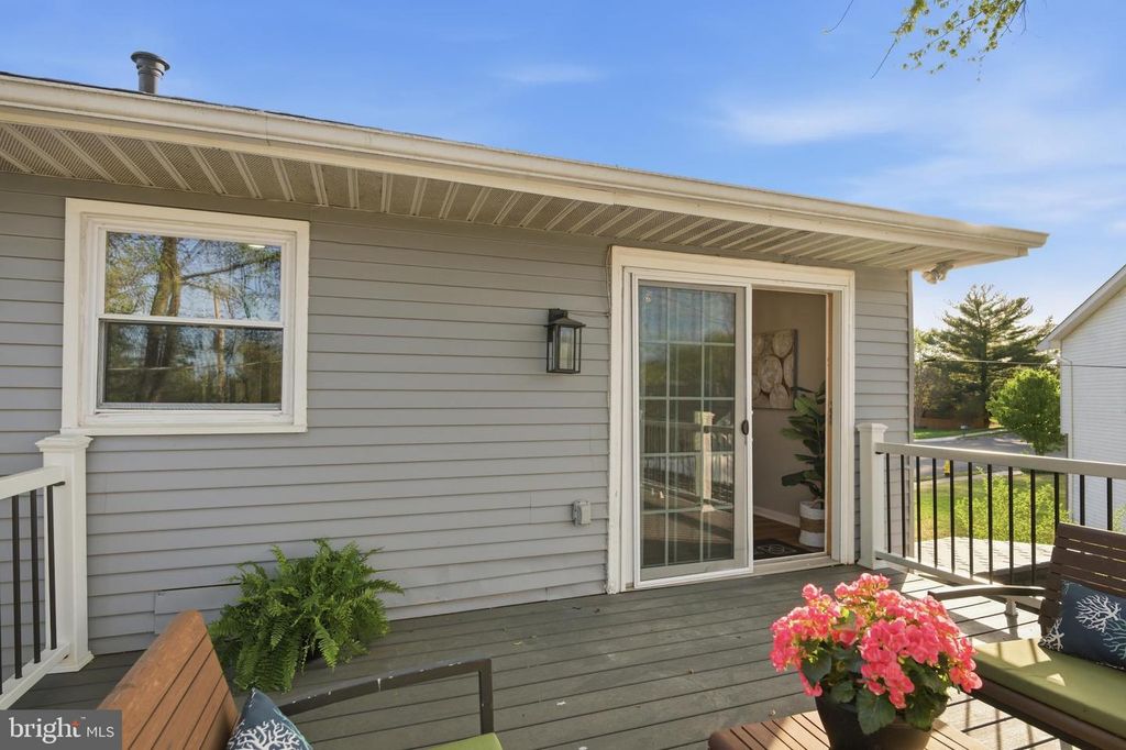 Image 17 of property listing at 2296 FOUR SEASONS DR, Gambrills, MD 21054