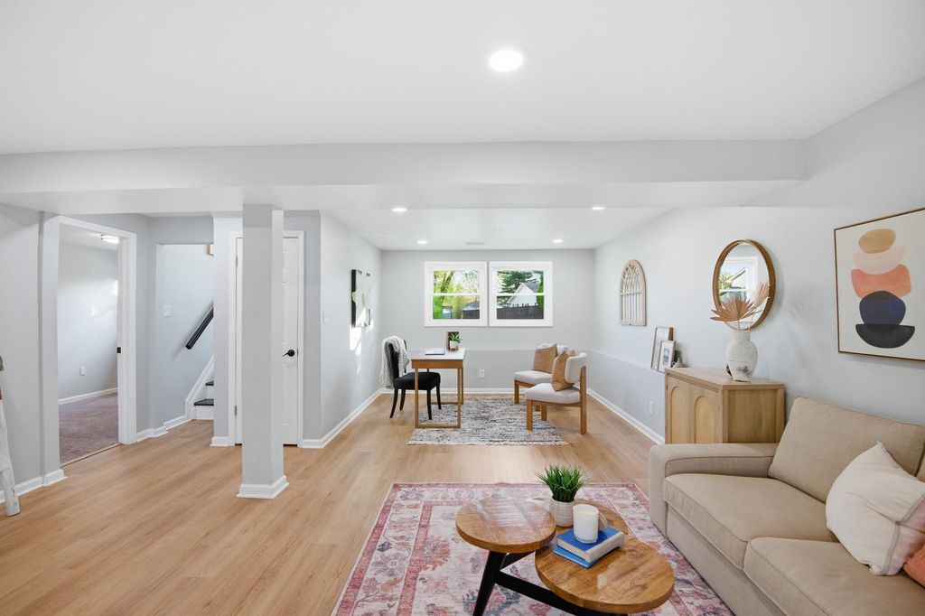 Image 30 of property listing at 2296 FOUR SEASONS DR, Gambrills, MD 21054