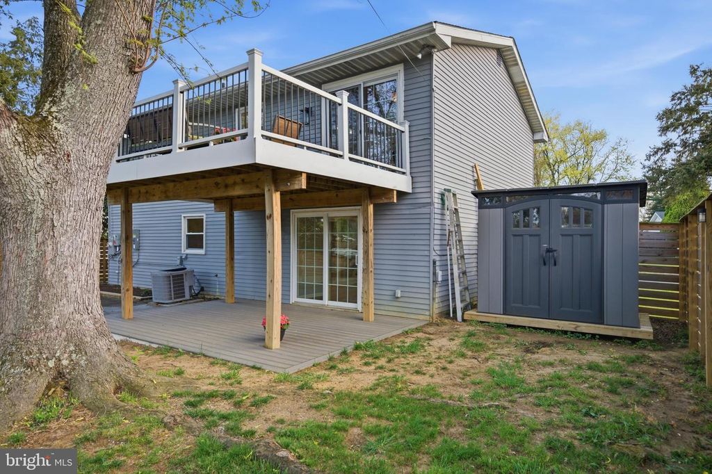 Image 46 of property listing at 2296 FOUR SEASONS DR, Gambrills, MD 21054