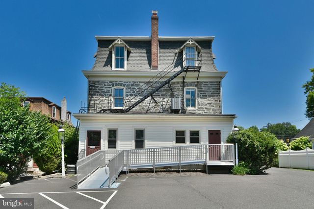 1407 BETHLEHEM PIKE, Flourtown, PA 19031