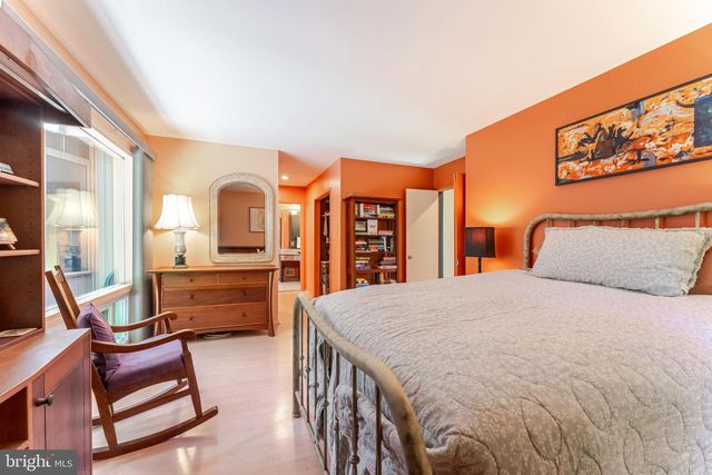 4221 ELIZABETH LN, Annandale, VA 22003