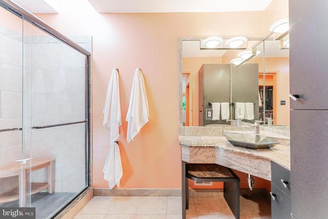 4221 ELIZABETH LN, Annandale, VA 22003