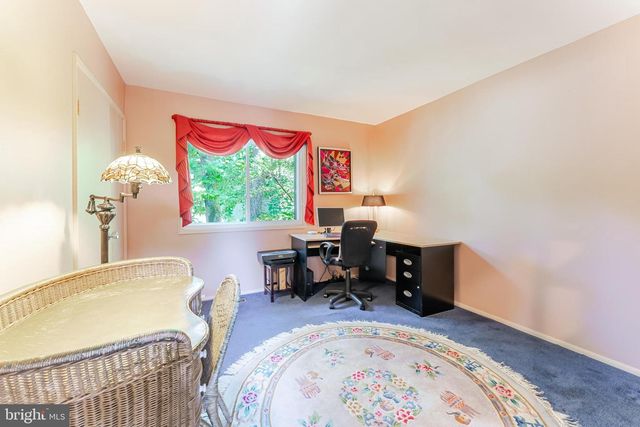 4221 ELIZABETH LN, Annandale, VA 22003
