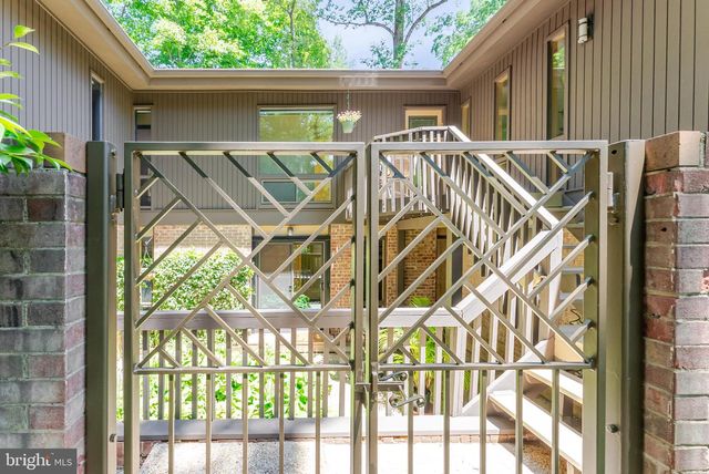 4221 ELIZABETH LN, Annandale, VA 22003