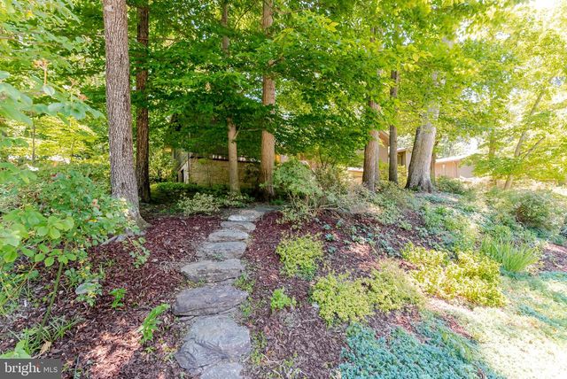 4221 ELIZABETH LN, Annandale, VA 22003