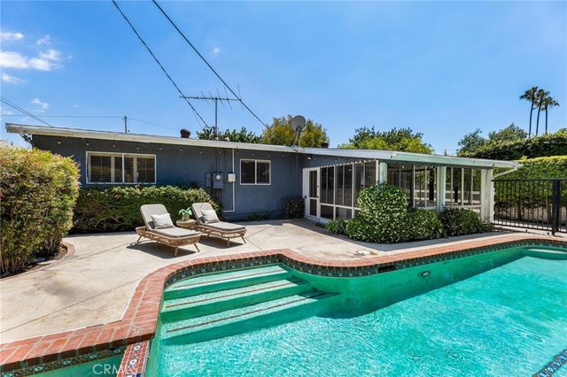 2635 Gondar Avenue, Long Beach, CA 90815