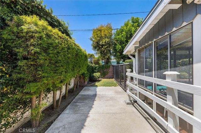 2635 Gondar Avenue, Long Beach, CA 90815